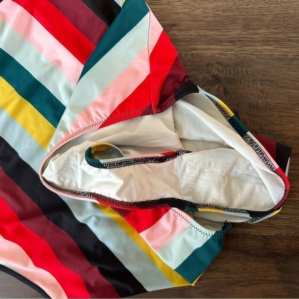 Solid & Striped The Chelsea Striped Swimsuit sz L
